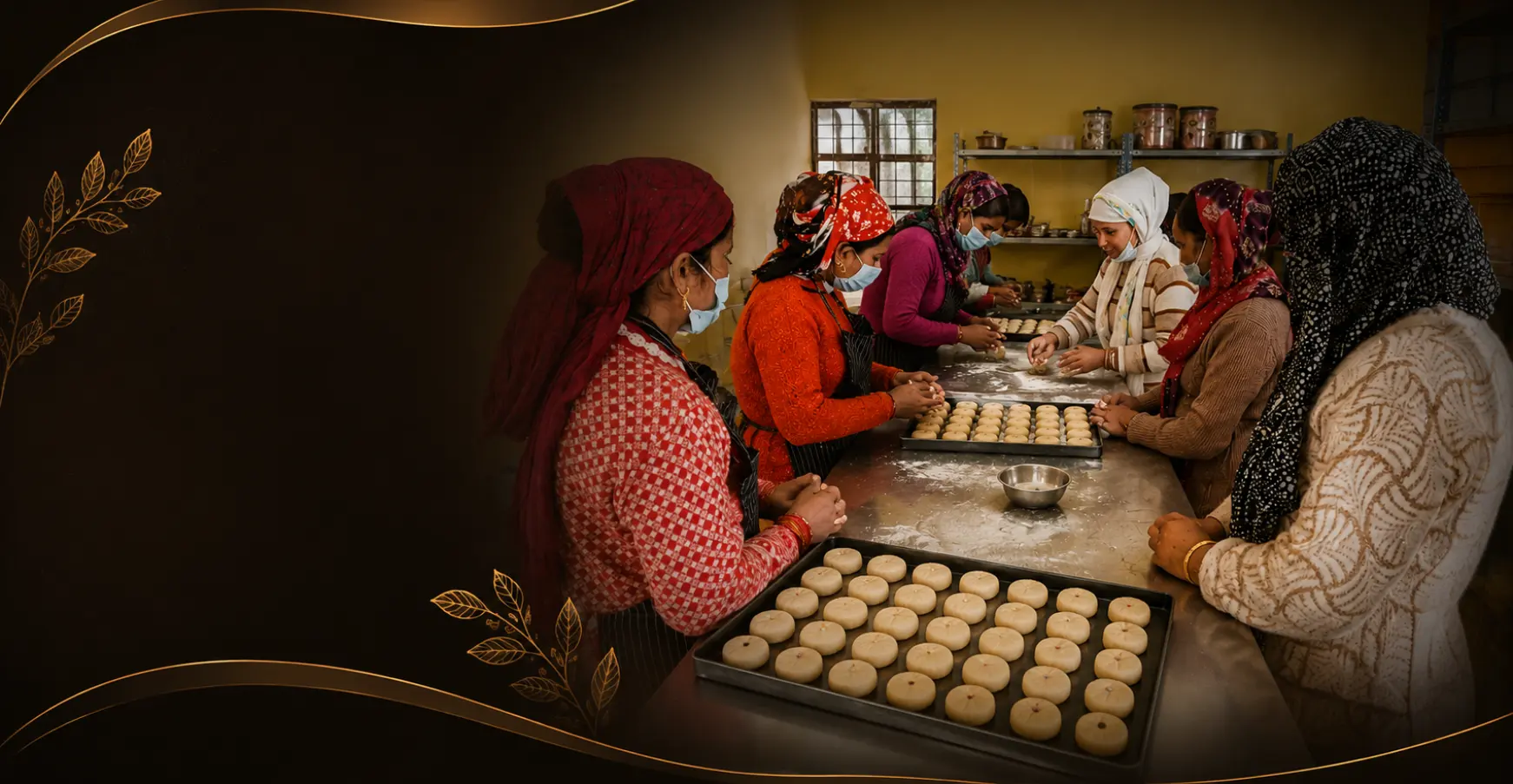अन्नपूर्णा बेकरी में कार्यरत महिला शक्ति